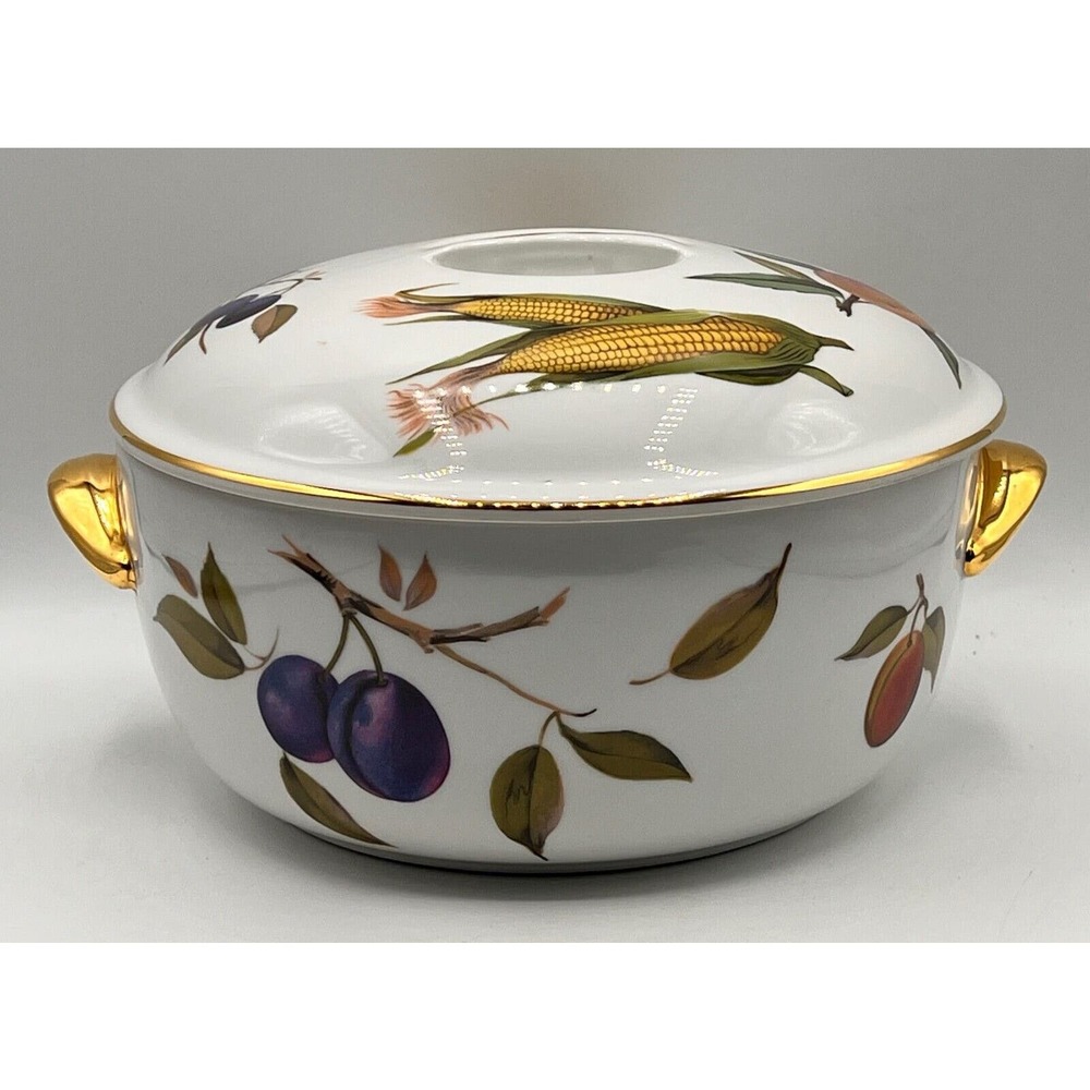 Royal Worcester - Evesham Gold Covered Casserole Dish w/ Lid, Size 23, 7.5 Qt